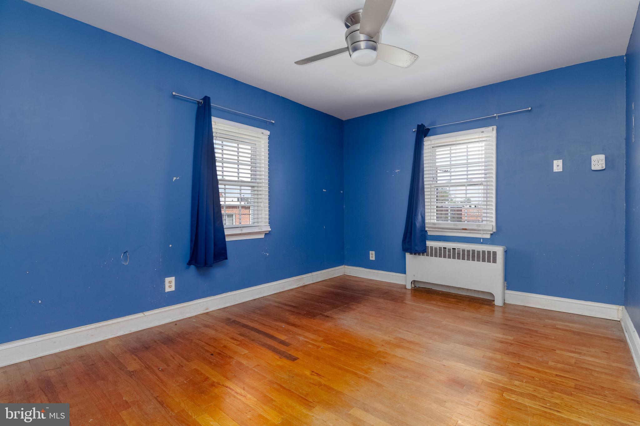 1517 North Potomac Street Baltimore, MD 21213 - Photo 20 of 44 a view of an empty room with a window