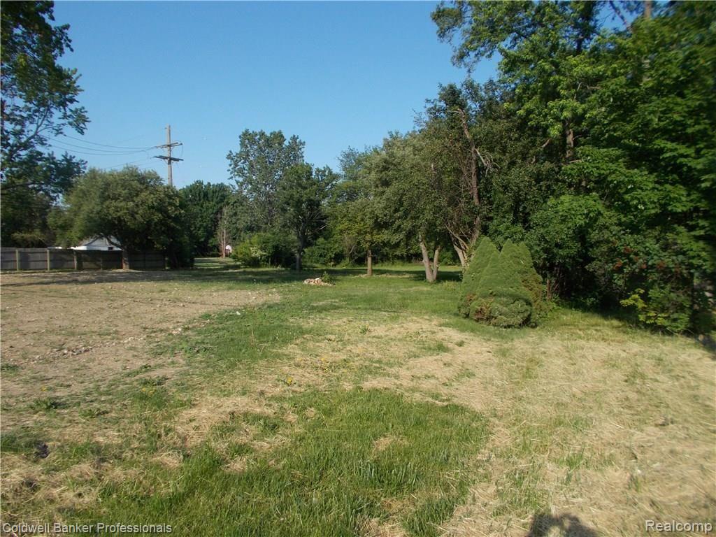 3654 Crooks Road Rochester Hills, MI 48309 - Photo 2 of 4