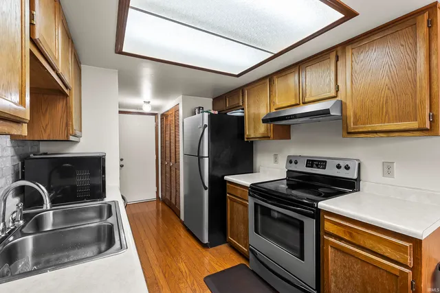 $182,900 | 6017 Sawmill Woods Drive, Fort Wayne, IN 46835