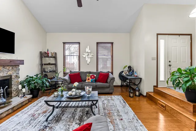 $182,900 | 6017 Sawmill Woods Drive, Fort Wayne, IN 46835