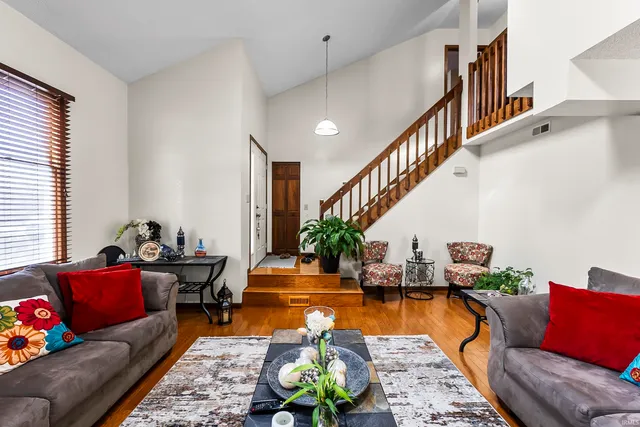 $182,900 | 6017 Sawmill Woods Drive, Fort Wayne, IN 46835