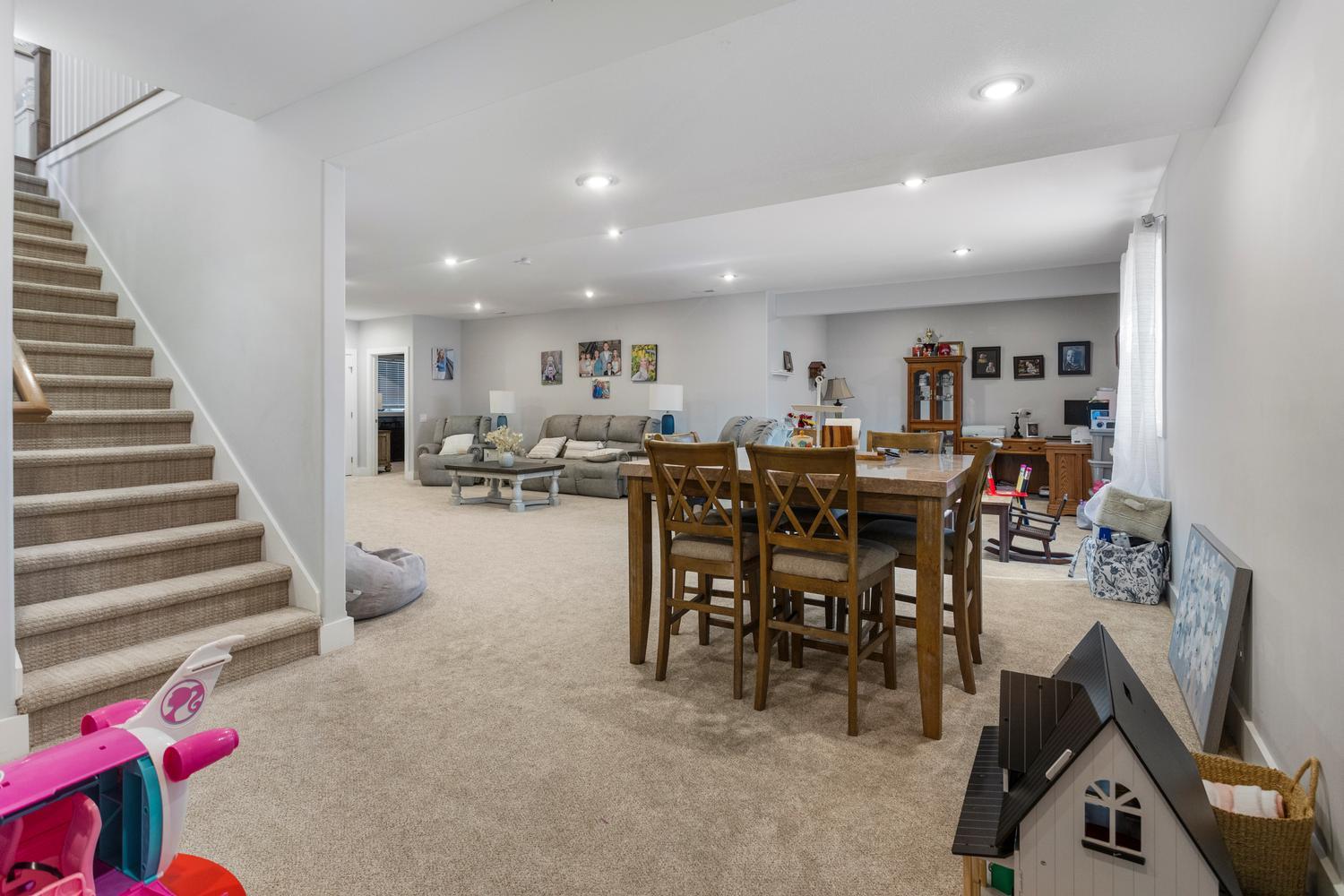 514 Weldon Springs Road Monticello, IL 61856 - Photo 29 of 41 Gallery Image 29