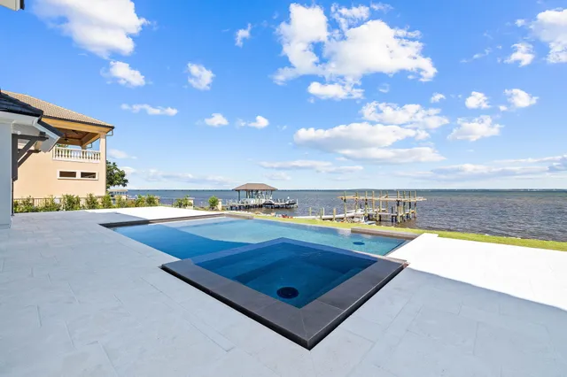 $5,795,000 | 480 Captains Circle, Destin, FL 32541