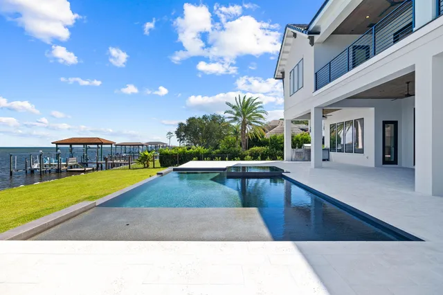 $5,795,000 | 480 Captains Circle, Destin, FL 32541