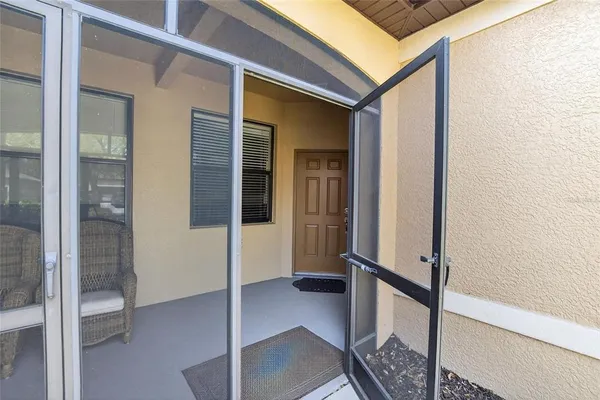 $2,300 | 210 Shell Falls Drive, Apollo Beach, FL 33572