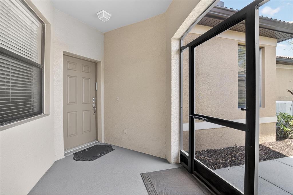 210 Shell Falls Drive Apollo Beach, FL 33572 - Photo 14 of 81