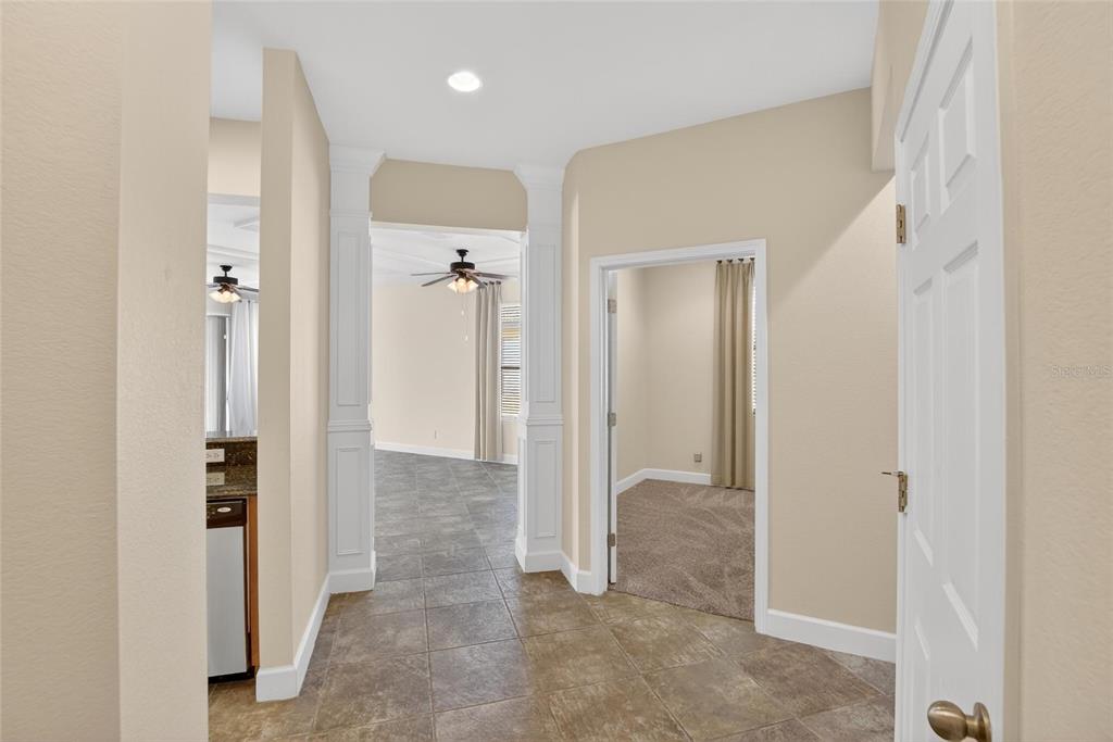 210 Shell Falls Drive Apollo Beach, FL 33572 - Photo 15 of 81