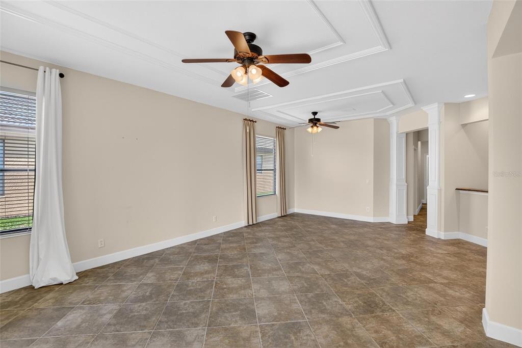 210 Shell Falls Drive Apollo Beach, FL 33572 - Photo 18 of 81