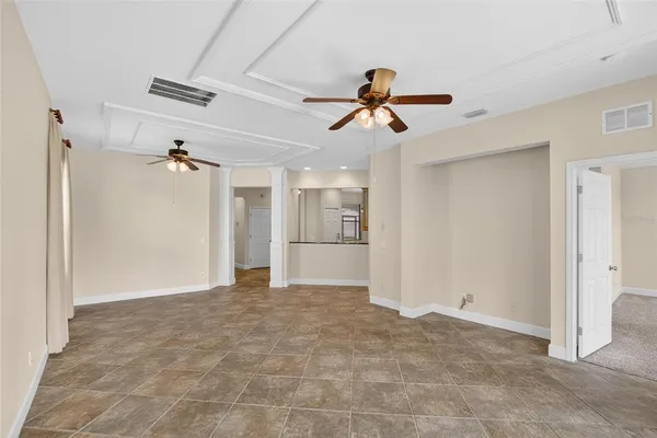 $2,300 | 210 Shell Falls Drive, Apollo Beach, FL 33572