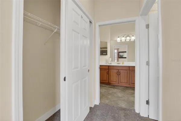 $2,300 | 210 Shell Falls Drive, Apollo Beach, FL 33572