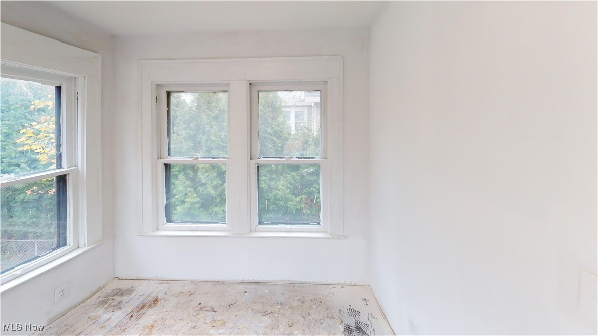 1085 Chalker Street Akron, OH 44310 - Photo 12 of 15 Gallery Image 12