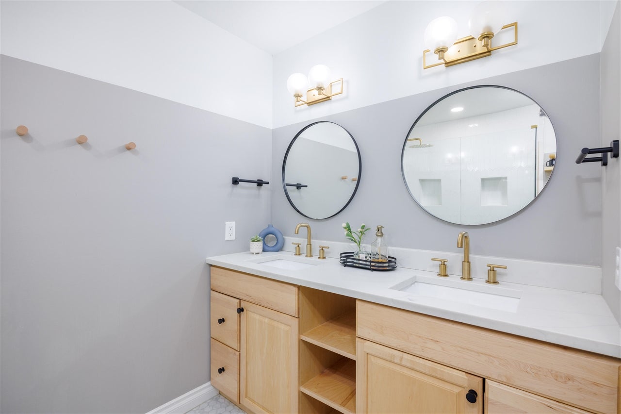 1469 Roods Lake Road Lapeer, MI 48446 - Photo 18 of 62 Gallery Image 18