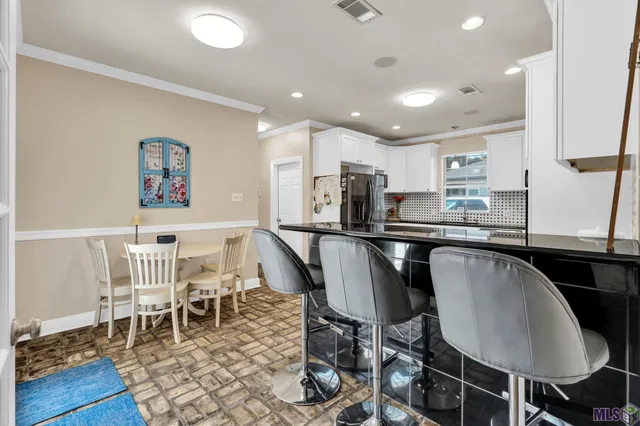 $385,000 | 30545 Cypress Glen Drive, Denham Springs, LA 70726