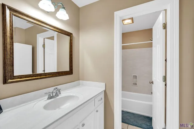 $385,000 | 30545 Cypress Glen Drive, Denham Springs, LA 70726