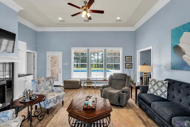 $385,000 | 30545 Cypress Glen Drive, Denham Springs, LA 70726