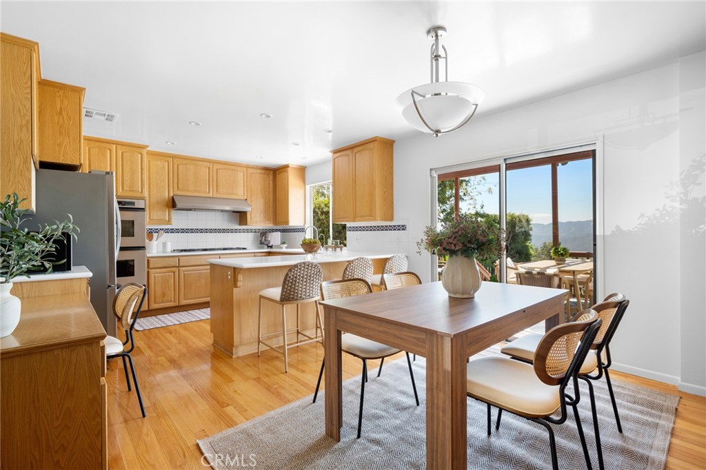 3404 Markridge Road La Crescenta, CA 91214 - Photo 9 of 67 Dining, kitchen, and outdoor view!