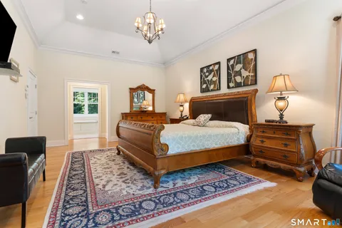 $2,249,000 | 2 Deerfield Road, Wilton, CT 06897