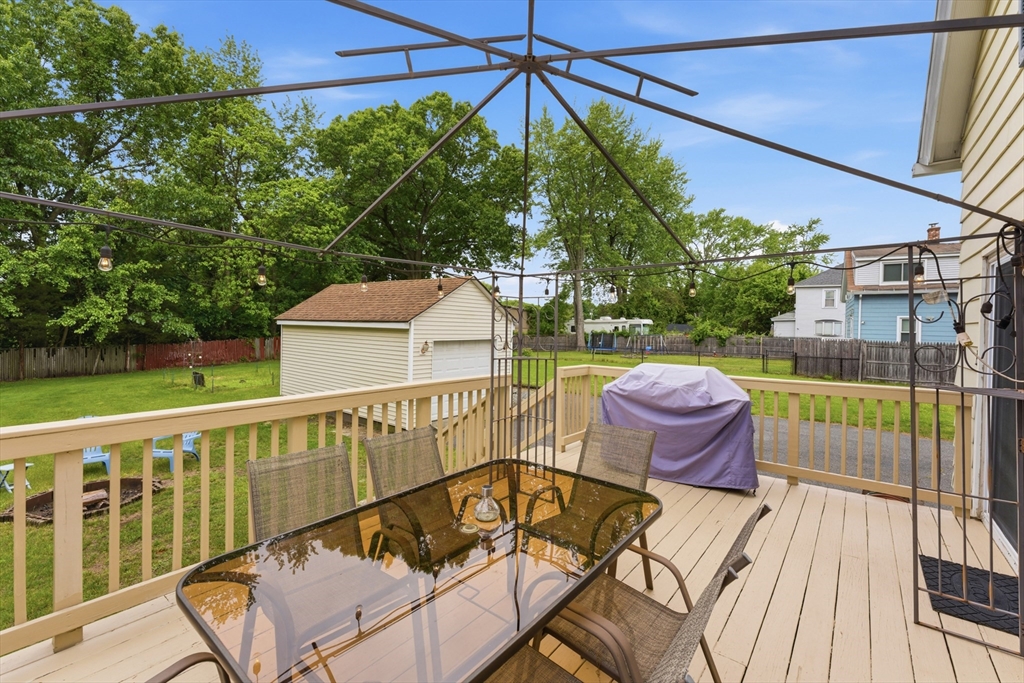 41 Verge Street Springfield, MA 01129 - Photo 36 of 40