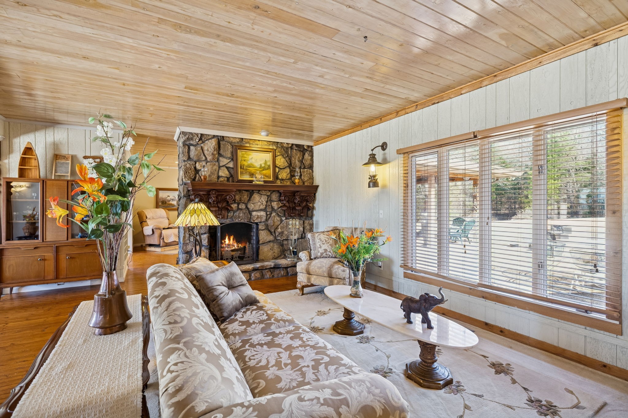 1372 Short Mountain Road McMinnville, TN 37110 - Photo 5 of 31