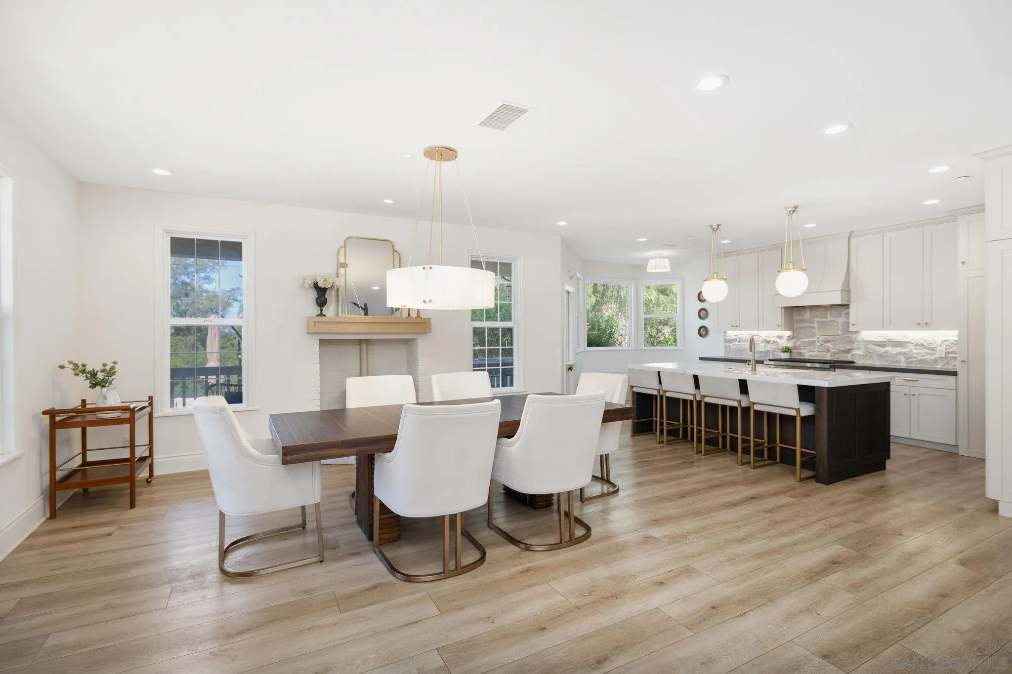 2060 Forester Creek Road El Cajon, CA 92021 - Photo 8 of 54 Gallery Image 8