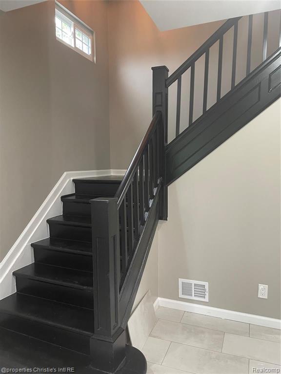 231 Westminster Street Detroit, MI 48202 - Photo 2 of 8