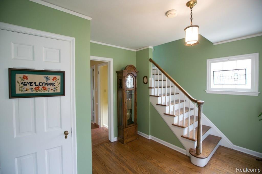 338 Fisher Road Grosse Pointe, MI 48230 - Photo 3 of 20 Wakefield_021.jpg