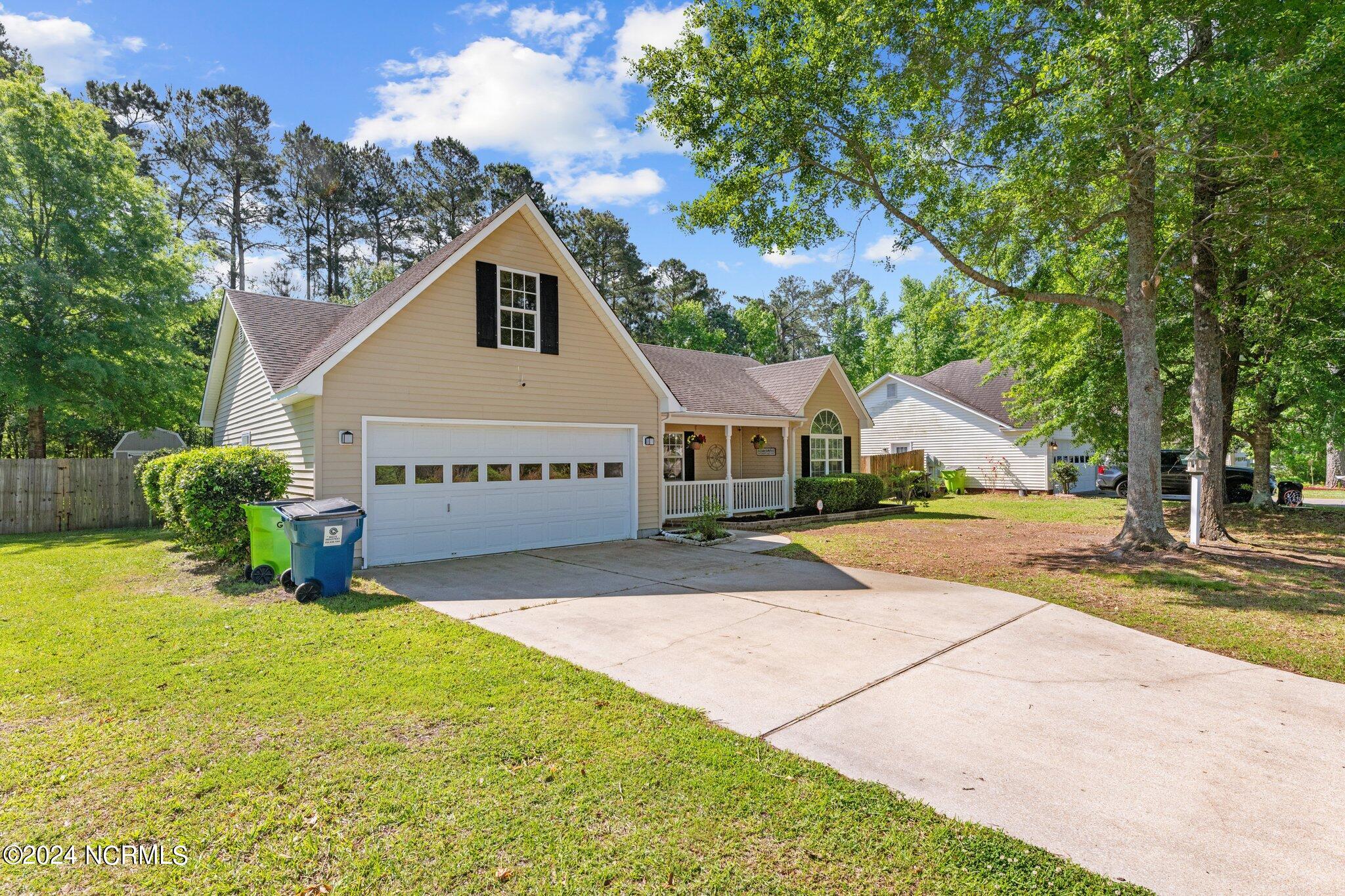 1104 Tebo Road New Bern, NC 28562 - Photo 2 of 32 1104 Tebo angled view