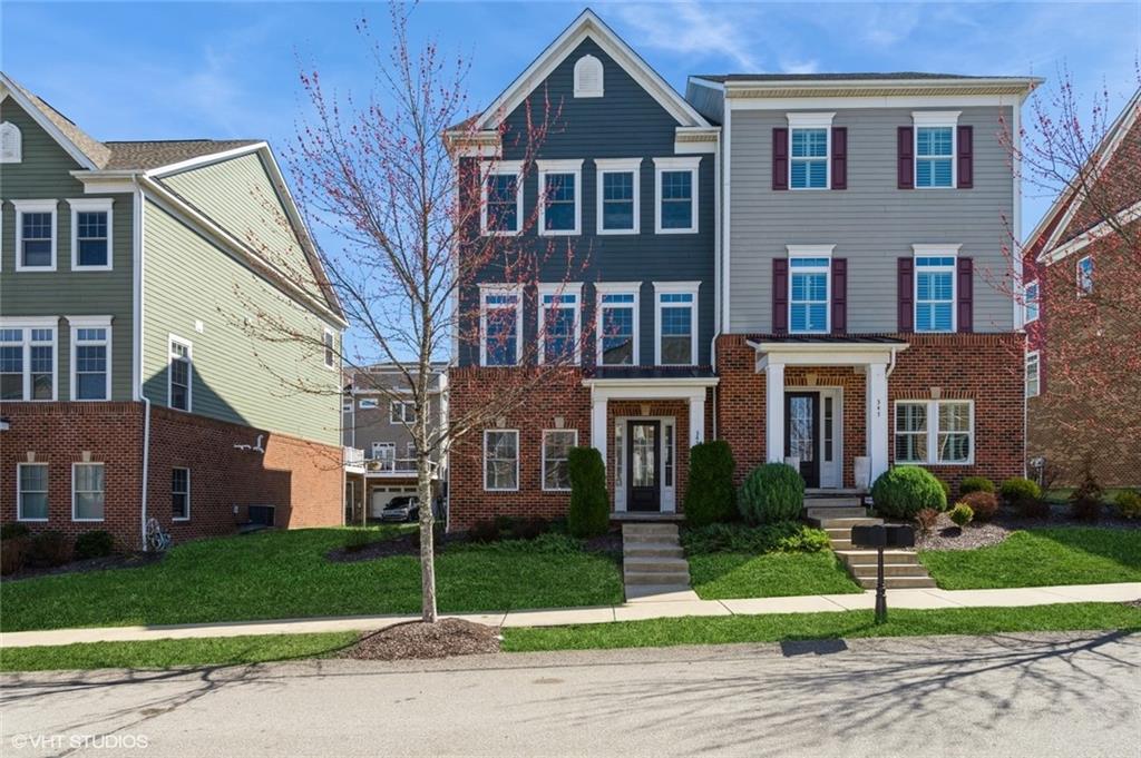 345 Osona Lane Mars, PA 16046 - Photo 1 of 28