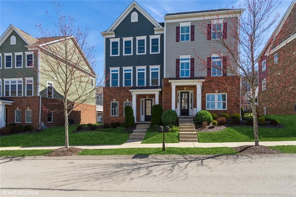 345 Osona Lane Mars, PA 16046 - Photo 2 of 28