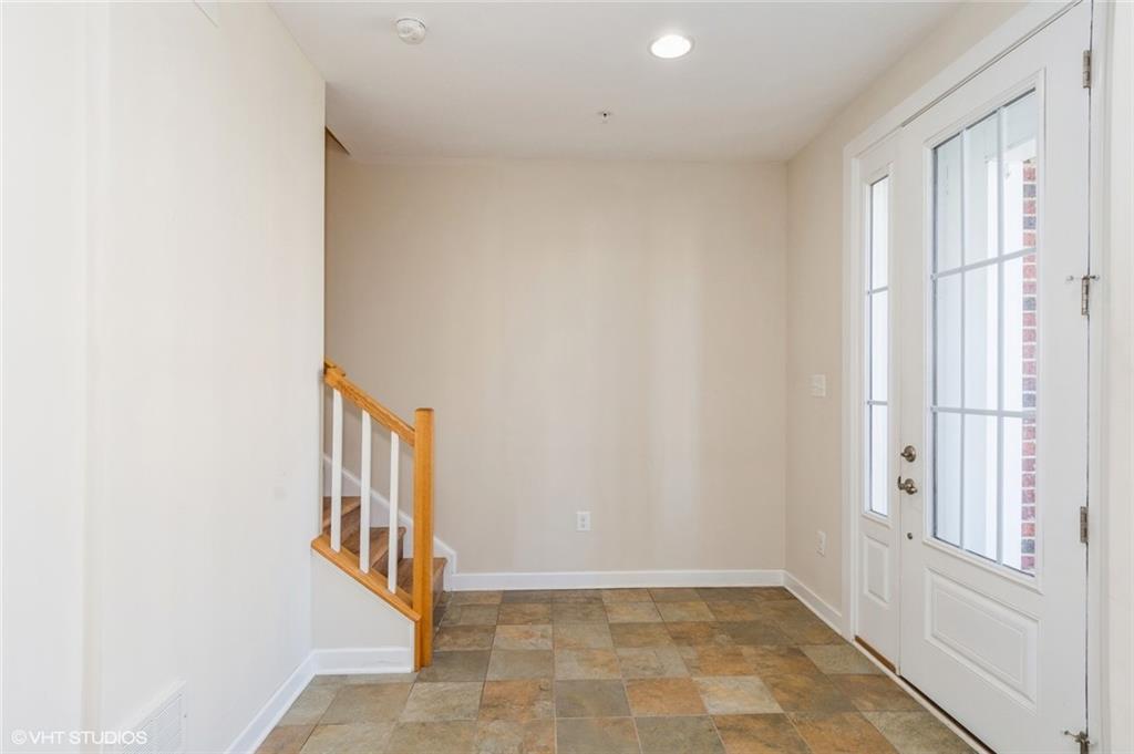 345 Osona Lane Mars, PA 16046 - Photo 4 of 28