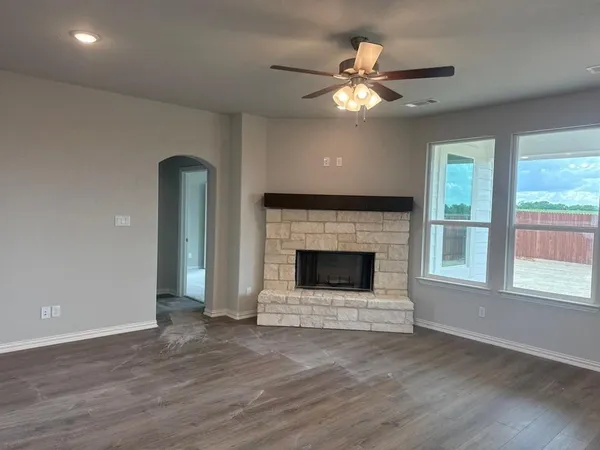 $374,525 | 1329 Frio Drive, Springtown, TX 76082