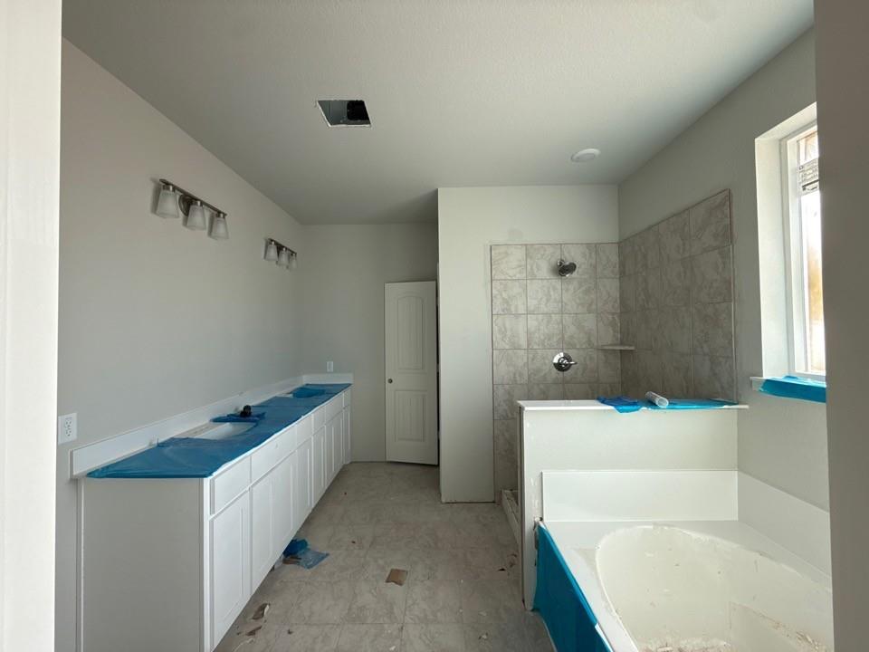 1329 Frio Drive Springtown, TX 76082 - Photo 6 of 7