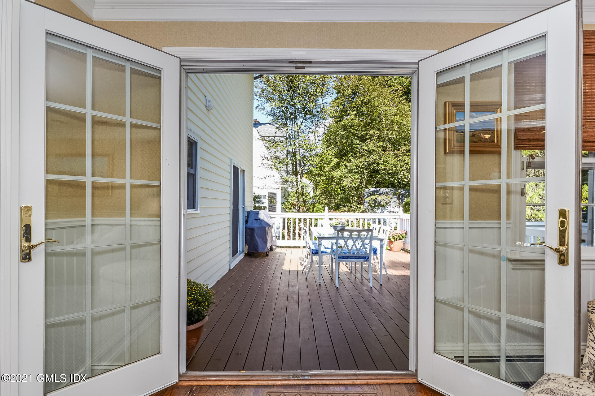 27 Perryridge Road Greenwich, CT 06830 - Photo 10 of 24 a outdoor space with view