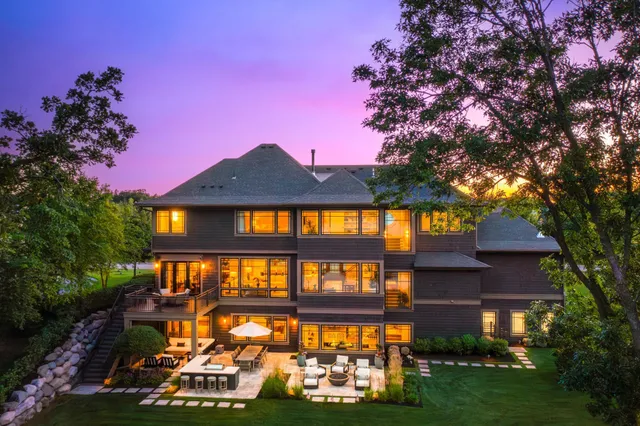 $3,250,000 | 3776 Woodland Cove Parkway, Minnetrista, MN 55331