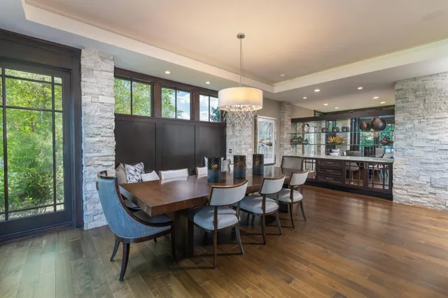 $3,250,000 | 3776 Woodland Cove Parkway, Minnetrista, MN 55331