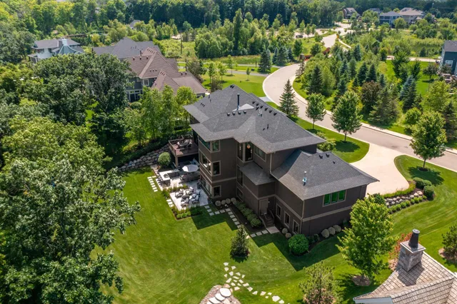 $3,250,000 | 3776 Woodland Cove Parkway, Minnetrista, MN 55331