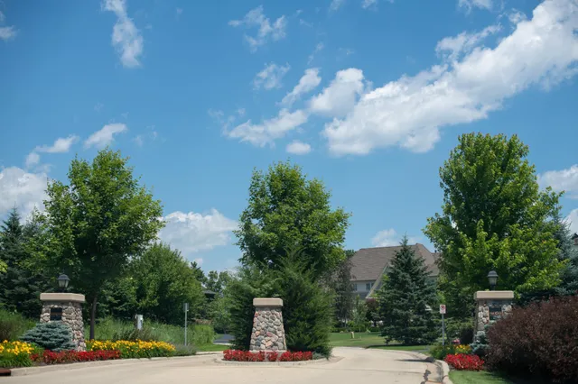 $3,250,000 | 3776 Woodland Cove Parkway, Minnetrista, MN 55331