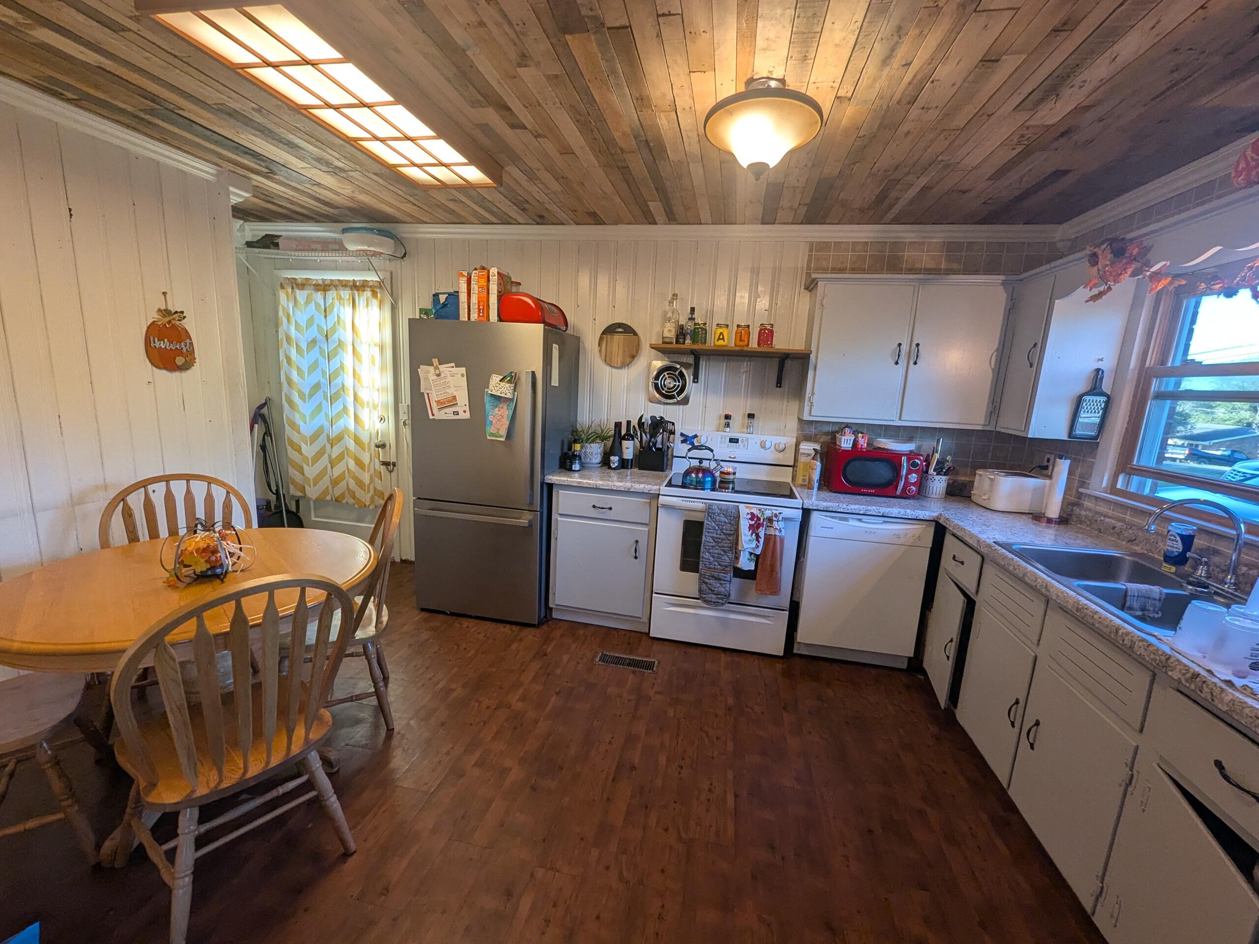1075 Gratz Road Owenton, KY 40359 - Photo 9 of 22 Gallery Image 9