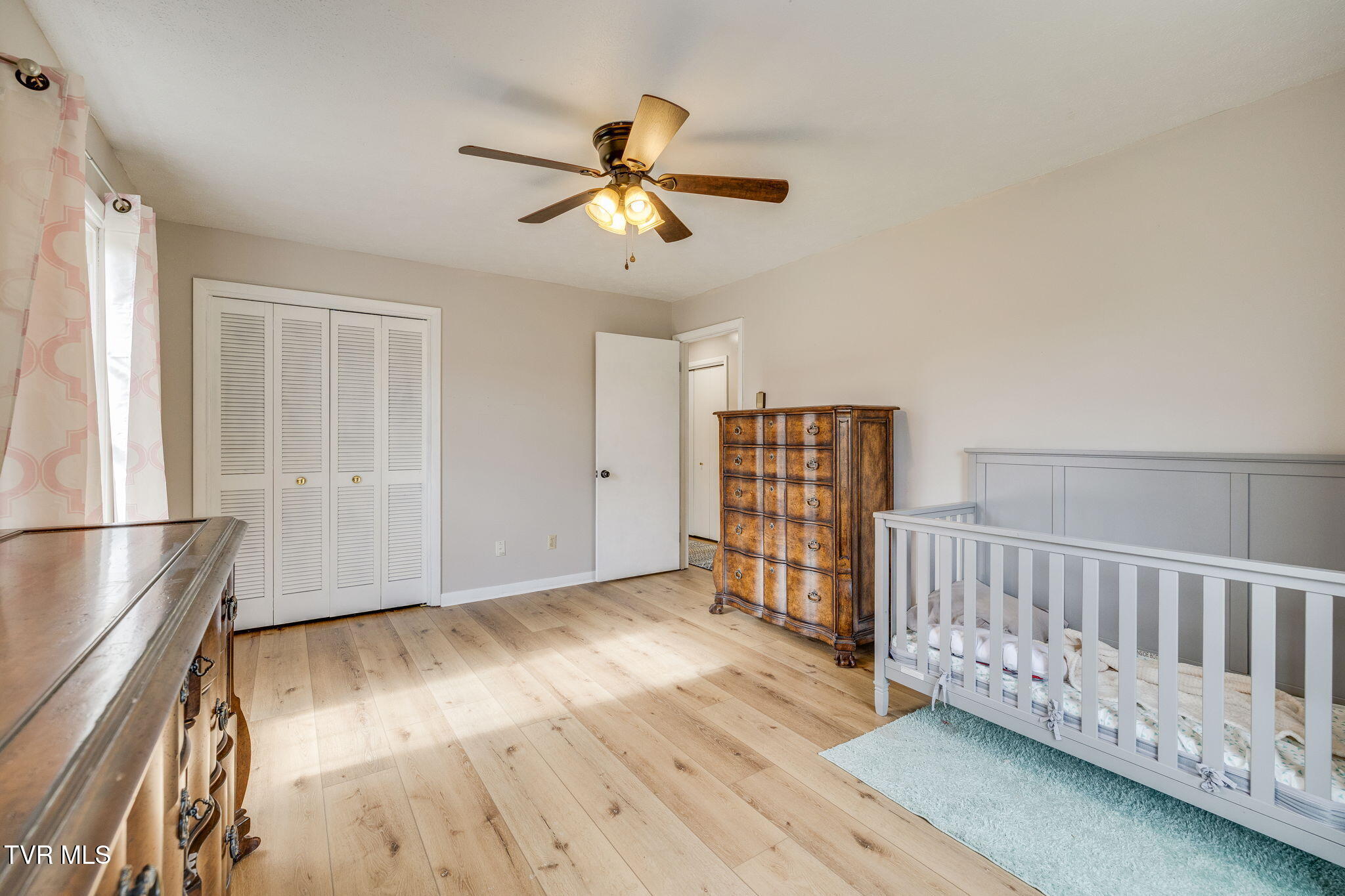 5404 Memorial Boulevard Kingsport, TN 37664 - Photo 20 of 37 020