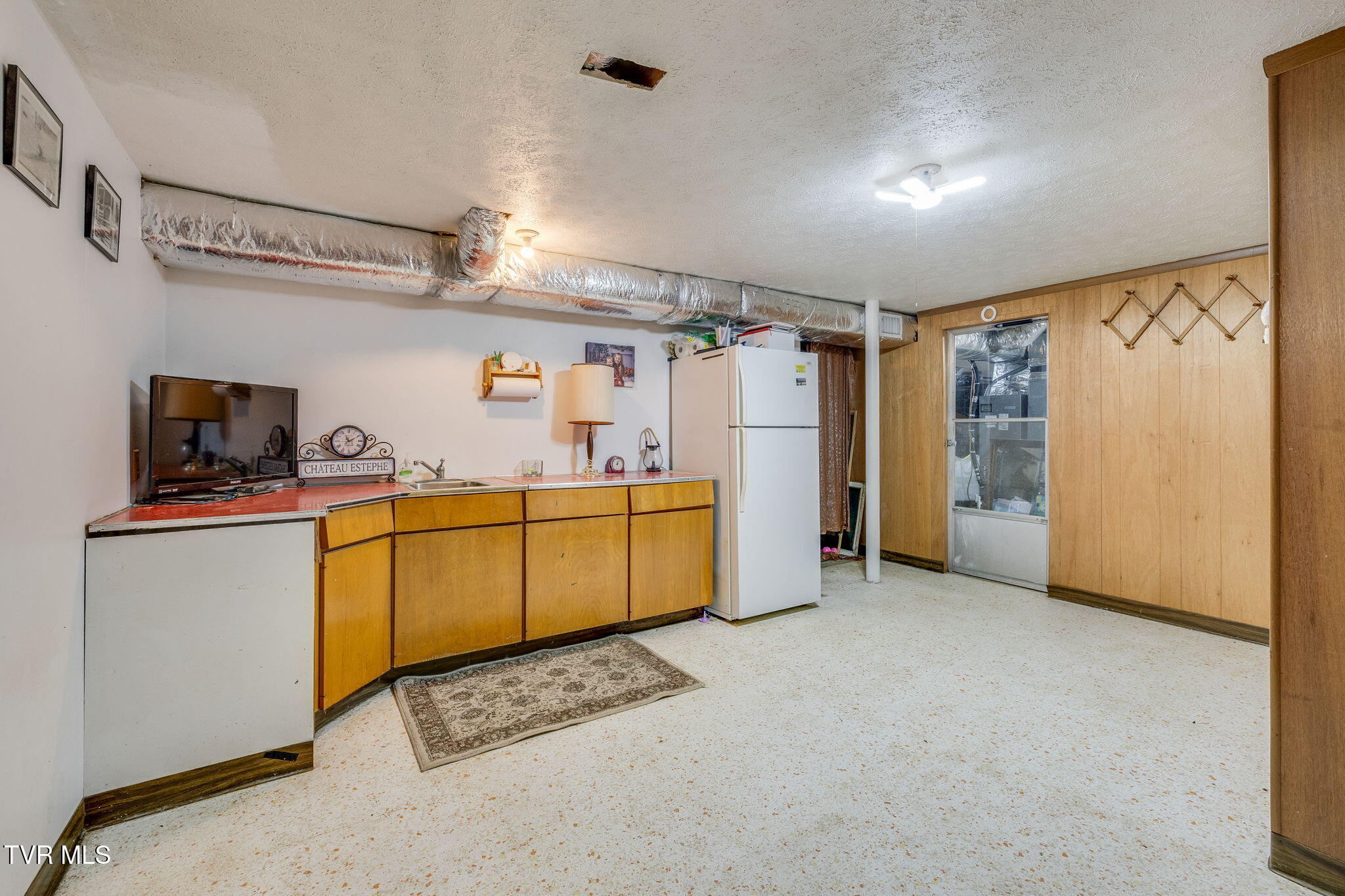 5404 Memorial Boulevard Kingsport, TN 37664 - Photo 28 of 37 028