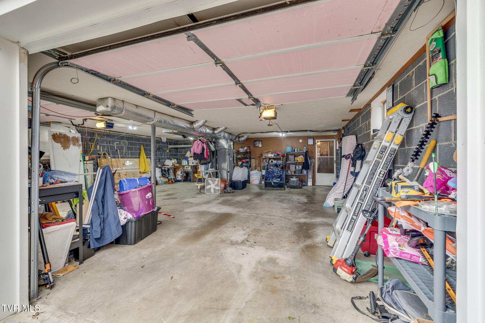 5404 Memorial Boulevard Kingsport, TN 37664 - Photo 32 of 37 032