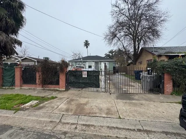 $399,988 | 2585 Beaumont Street, Sacramento, CA 95815