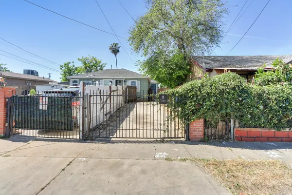 $375,000 | 2585 Beaumont Street, Sacramento, CA 95815