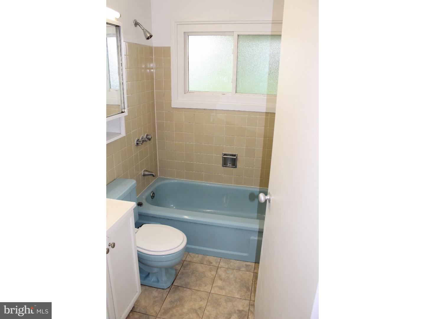 10 Hale Road Levittown, PA 19056 - Photo 12 of 24 Gallery Image 12