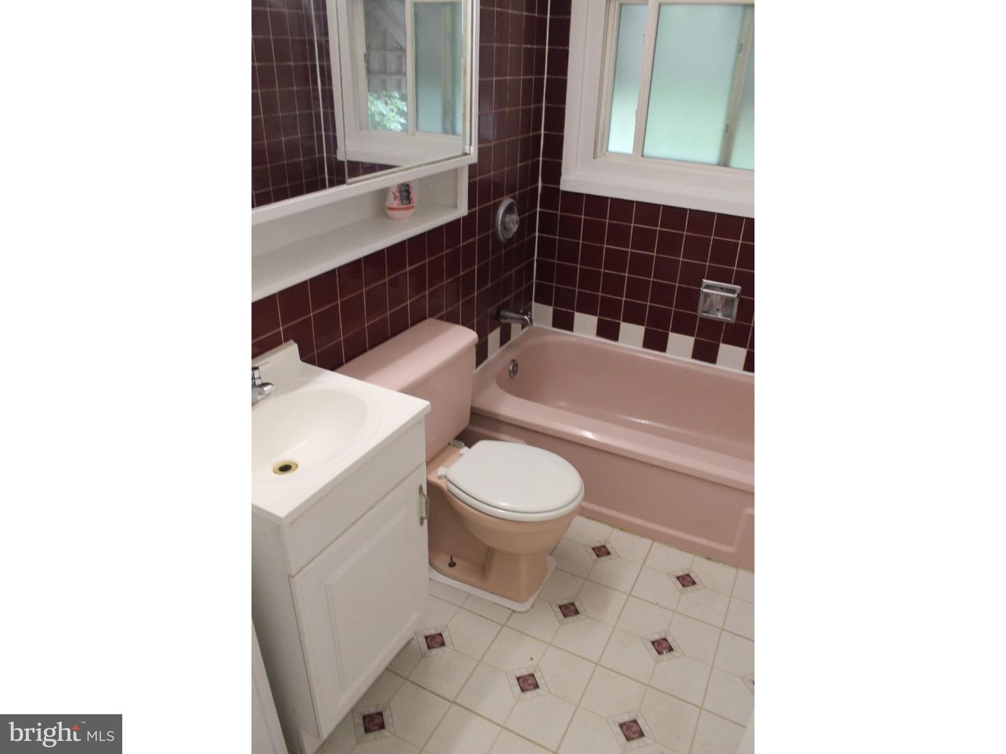 10 Hale Road Levittown, PA 19056 - Photo 20 of 24 Gallery Image 20