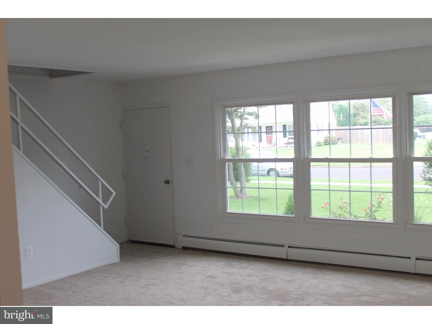 10 Hale Road Levittown, PA 19056 - Photo 3 of 24 Gallery Image 3