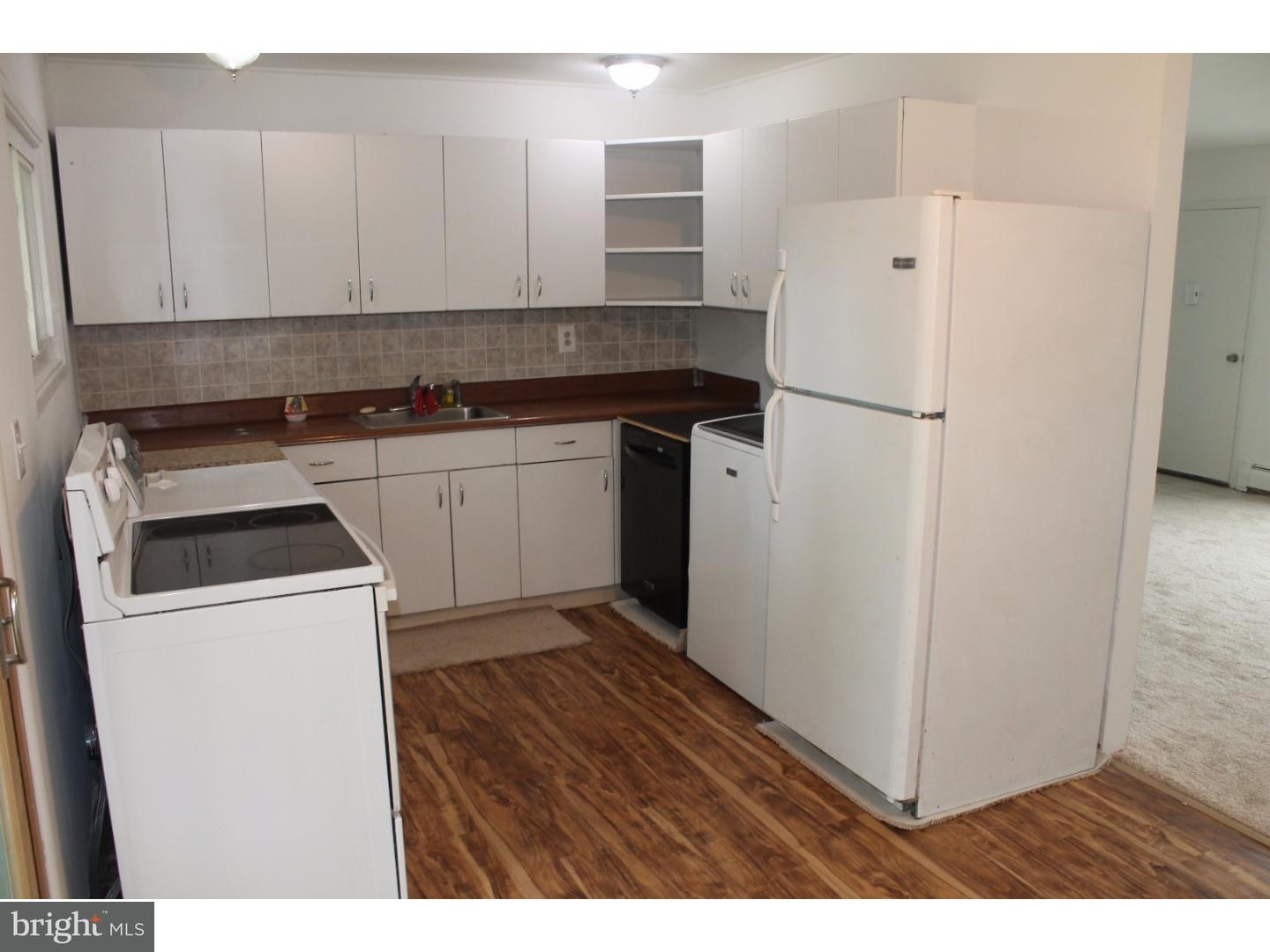 10 Hale Road Levittown, PA 19056 - Photo 5 of 24 Gallery Image 5
