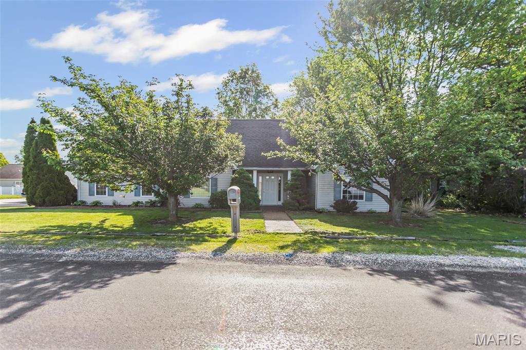 1301 Beaty Mound Road Jerseyville, IL 62052 - Photo 2 of 58