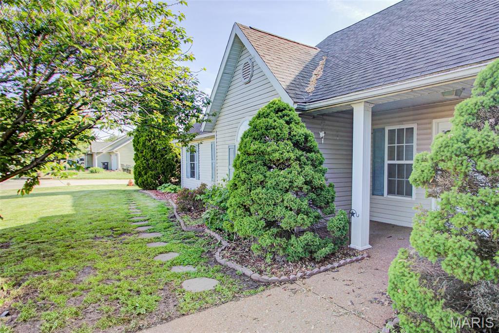 1301 Beaty Mound Road Jerseyville, IL 62052 - Photo 4 of 58