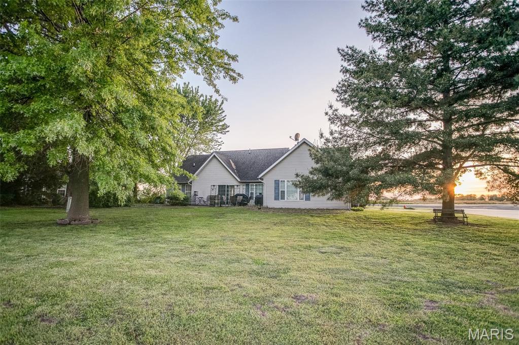 1301 Beaty Mound Road Jerseyville, IL 62052 - Photo 43 of 58